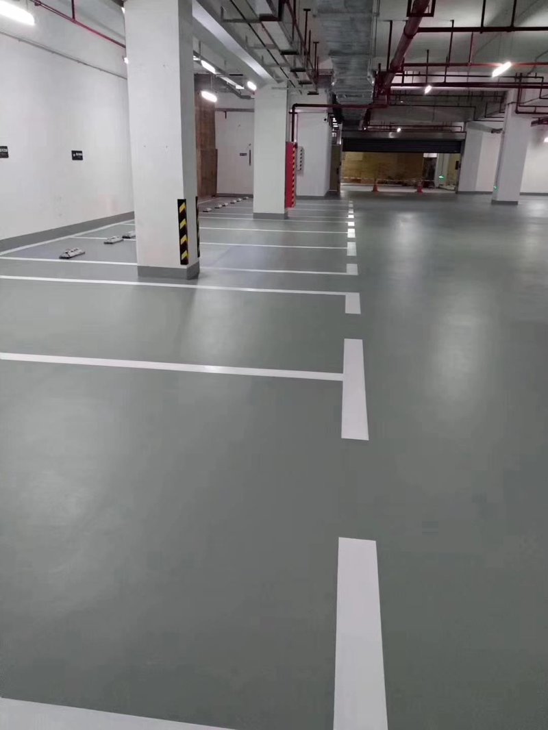 地坪工程是指在工业和商业建筑中对地面进行设计、施工及维护的一系列专业活动。今天，我们就通过访谈记录的形式来深入了解一下什么是地坪工程。